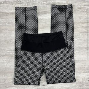 Lululemon Athletica Straight Up Pant Tri Geo Silver Spoon Black Legging Sz 6